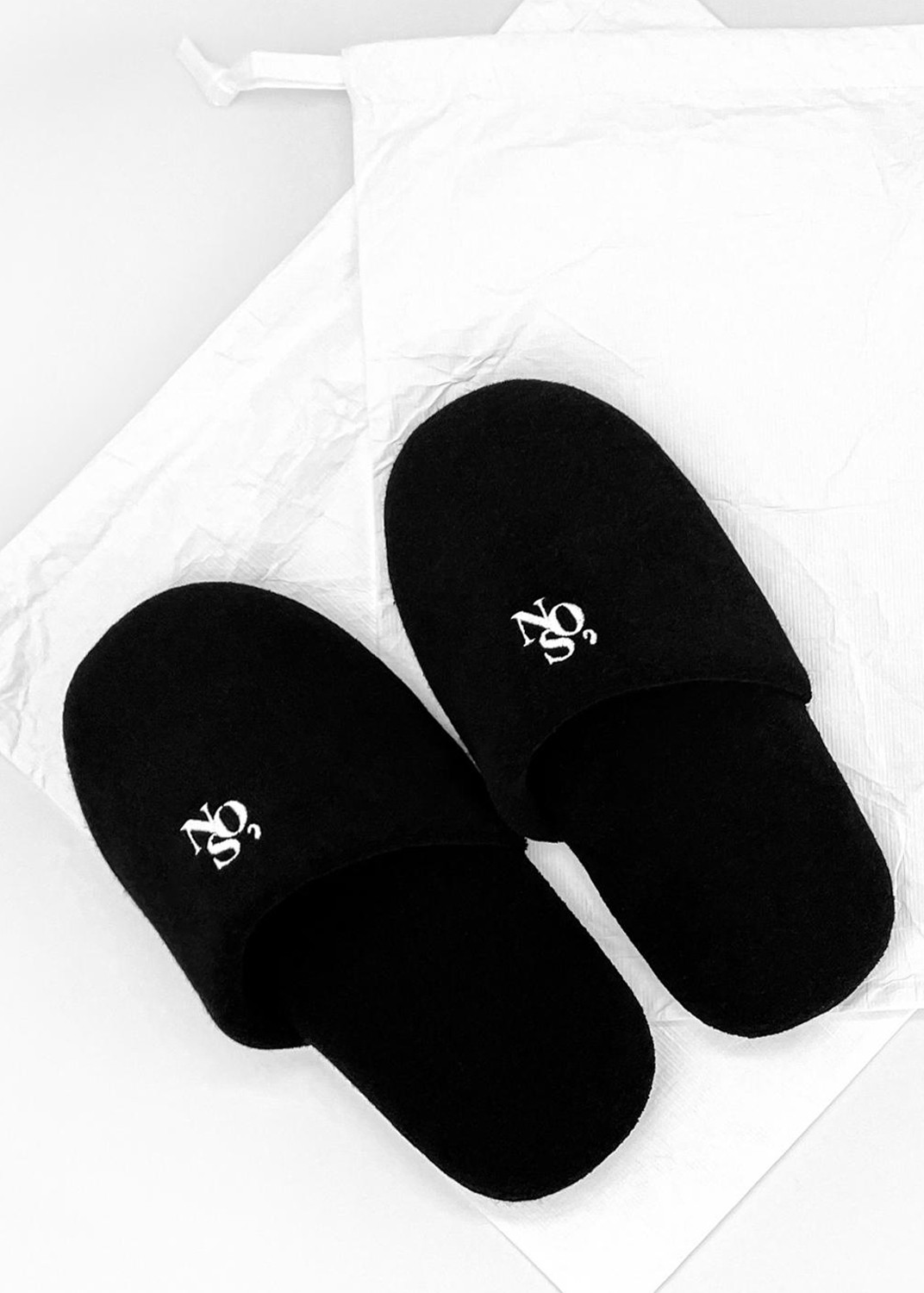 Signature symbol room slipper - Black